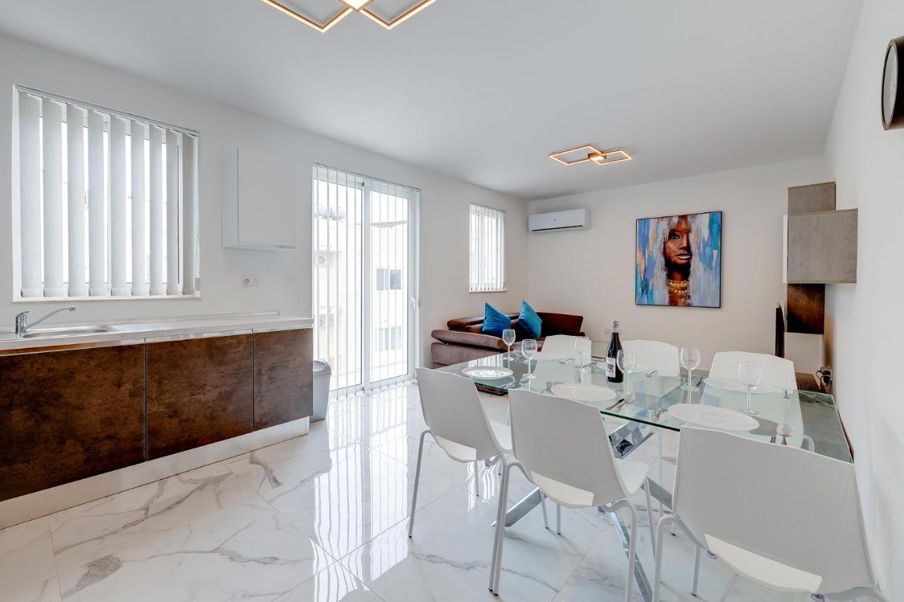 Splendid 2br In St Julians Apartment Saint Julian's