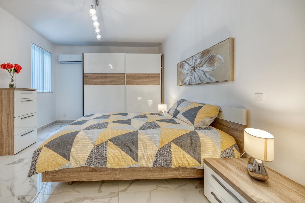 Apartment Splendid 2br In St Julians Saint Julian's