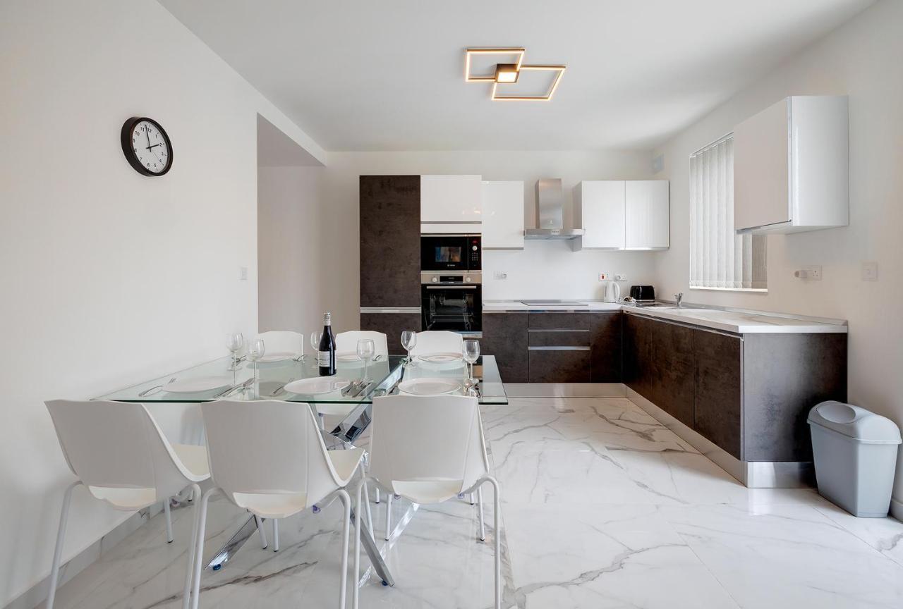 Splendid 2br In St Julians Saint Julian's