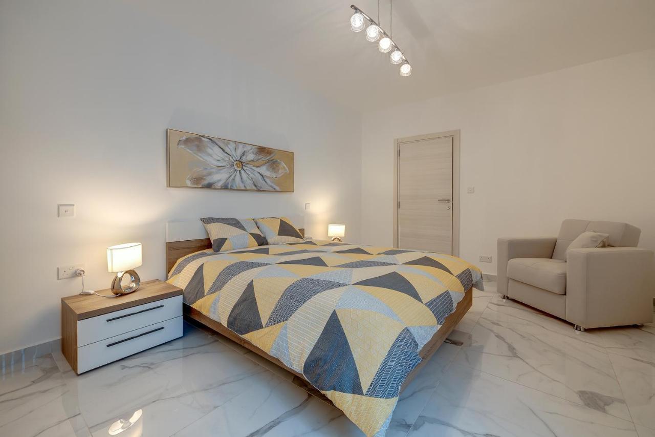 Apartment Splendid 2br In St Julians Saint Julian's