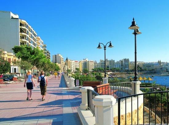 Splendid 2br In St Julians Saint Julian's